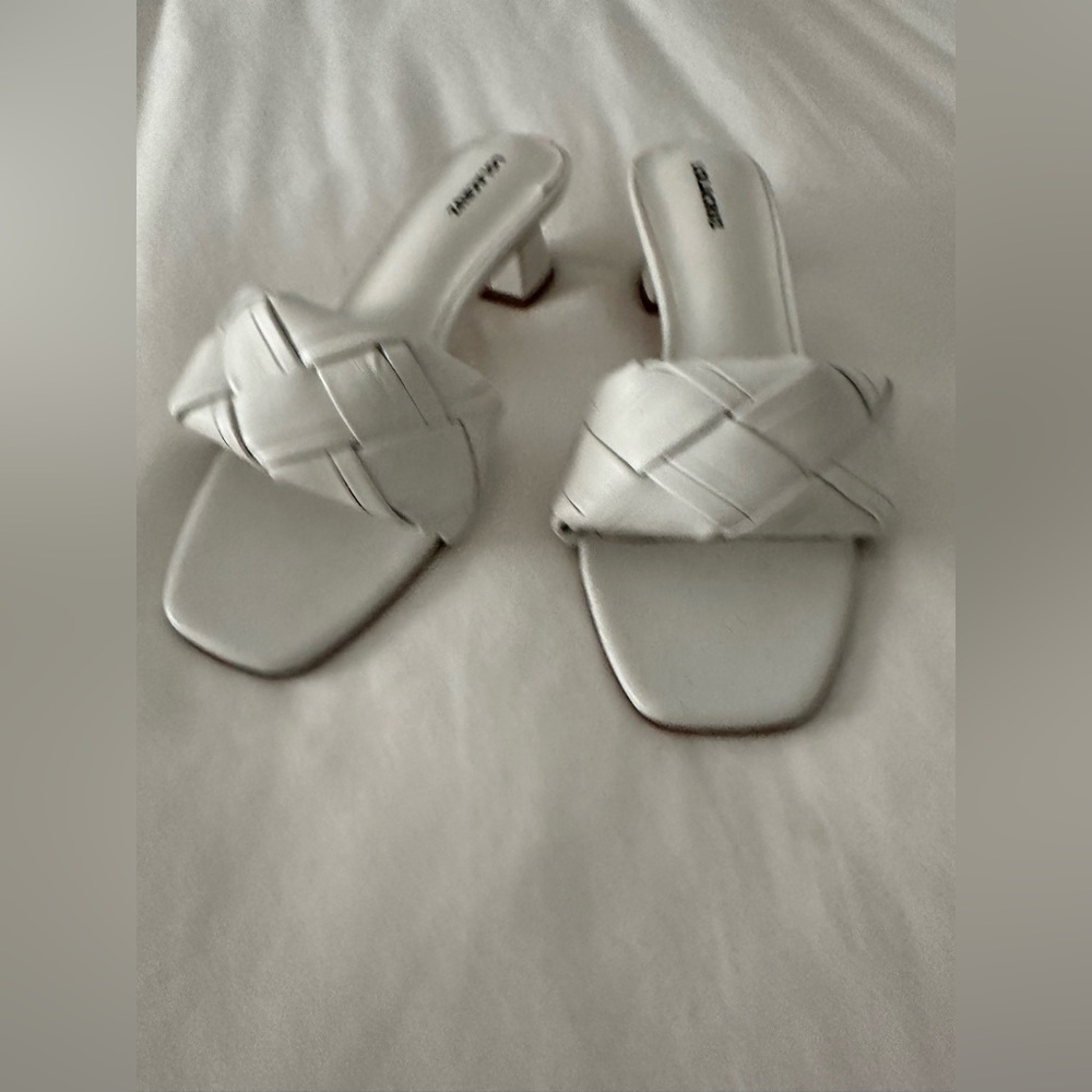Chic White Heeled Sandals